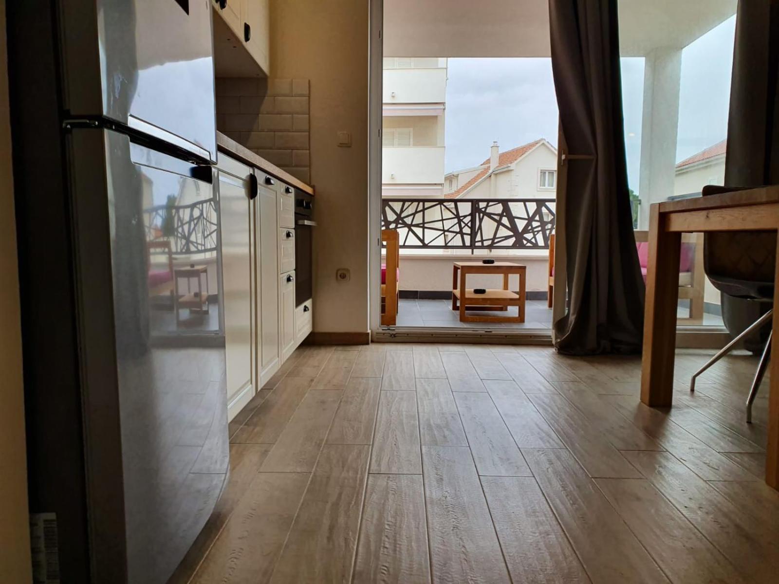 L&L Apartmani 1 Bol Ngoại thất bức ảnh