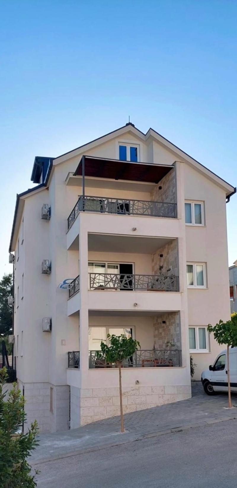 L&L Apartmani 1 Bol Ngoại thất bức ảnh